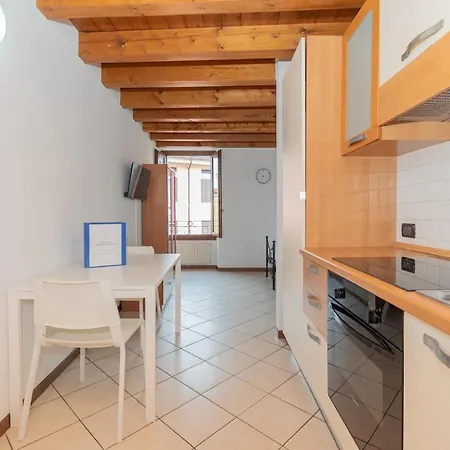 Monolocale San Faustino 9 _ F&l Lejlighed Brescia