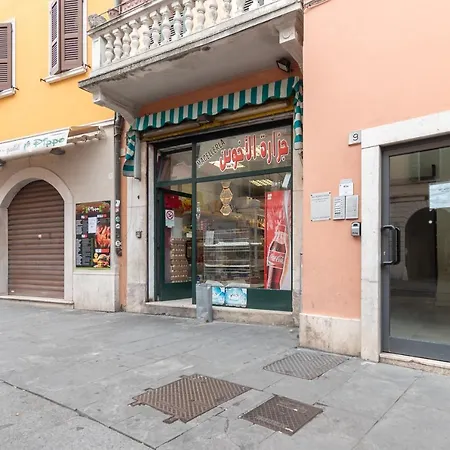 Monolocale San Faustino 9 _ F&l * Brescia
